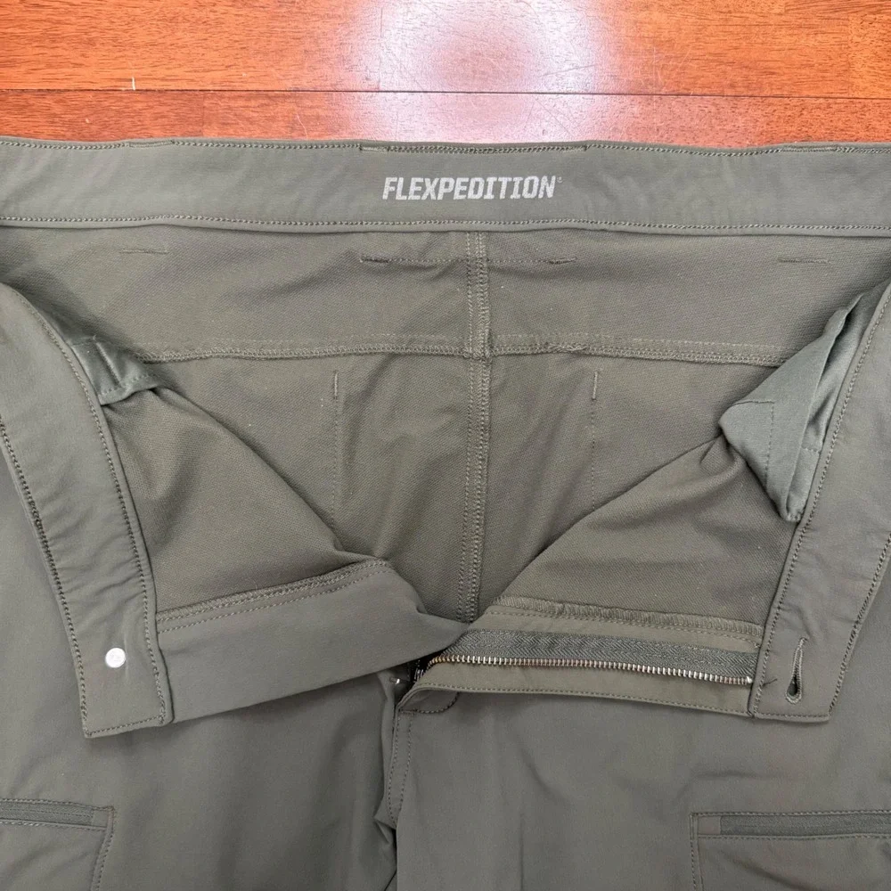 Duluth Trading Co Flexpedition Pants Mens 44x32 Green Relaxed Fit Cargo Tactical